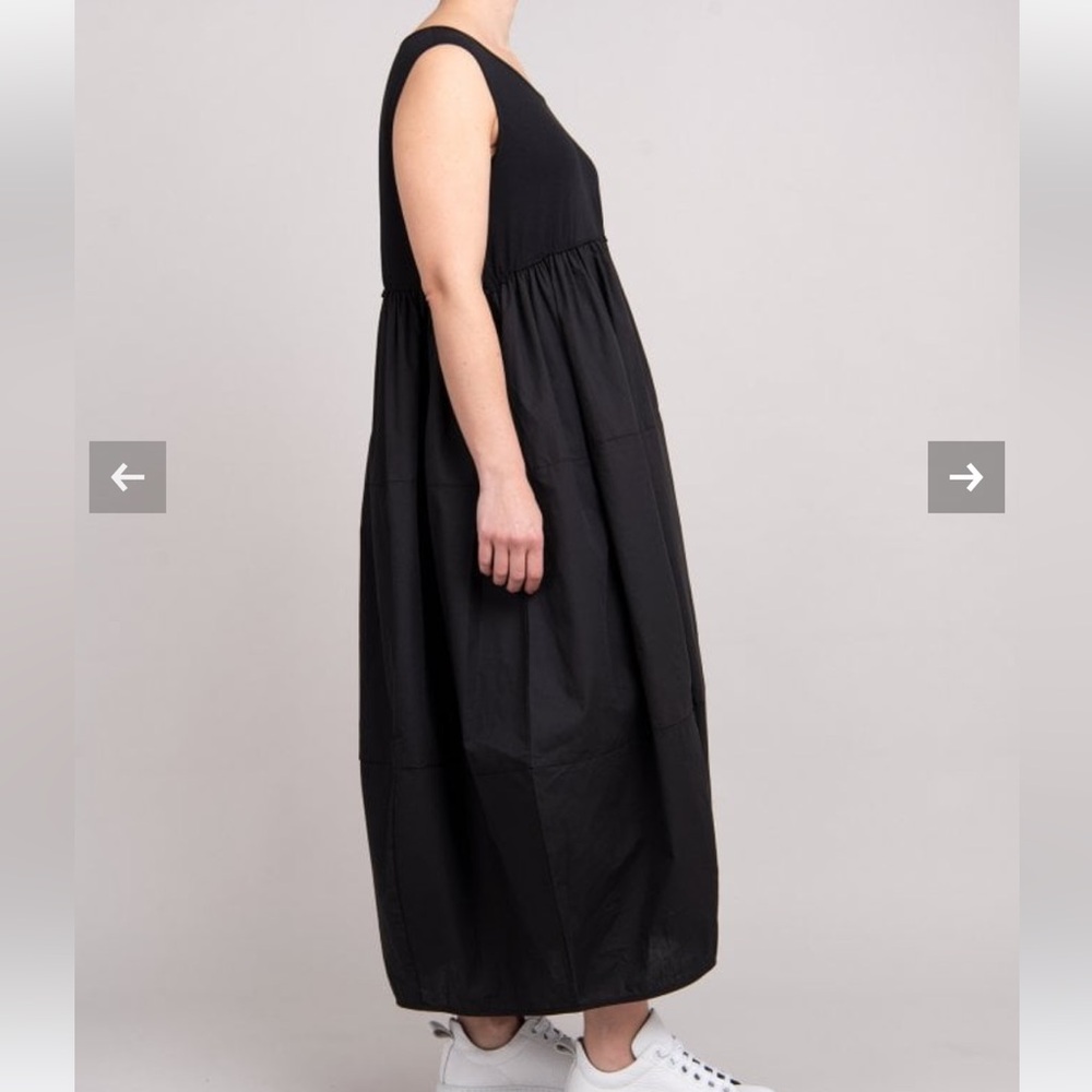 PLU Black Sleeveless Balloon Dress - Picture 4 of 12